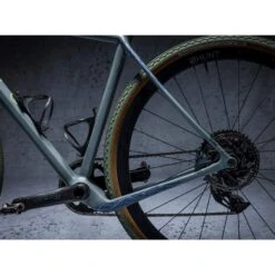 DYEDBRO Lightning Gravel Beschermfolie Voor Het Frame - Blue Matte 8 DYEDBRO Lightning Gravel Beschermfolie Voor Het Frame - Blue Matte -Sportserie Winkel dyedbro lightning gravel frame protection kit blue matte 3 1494142