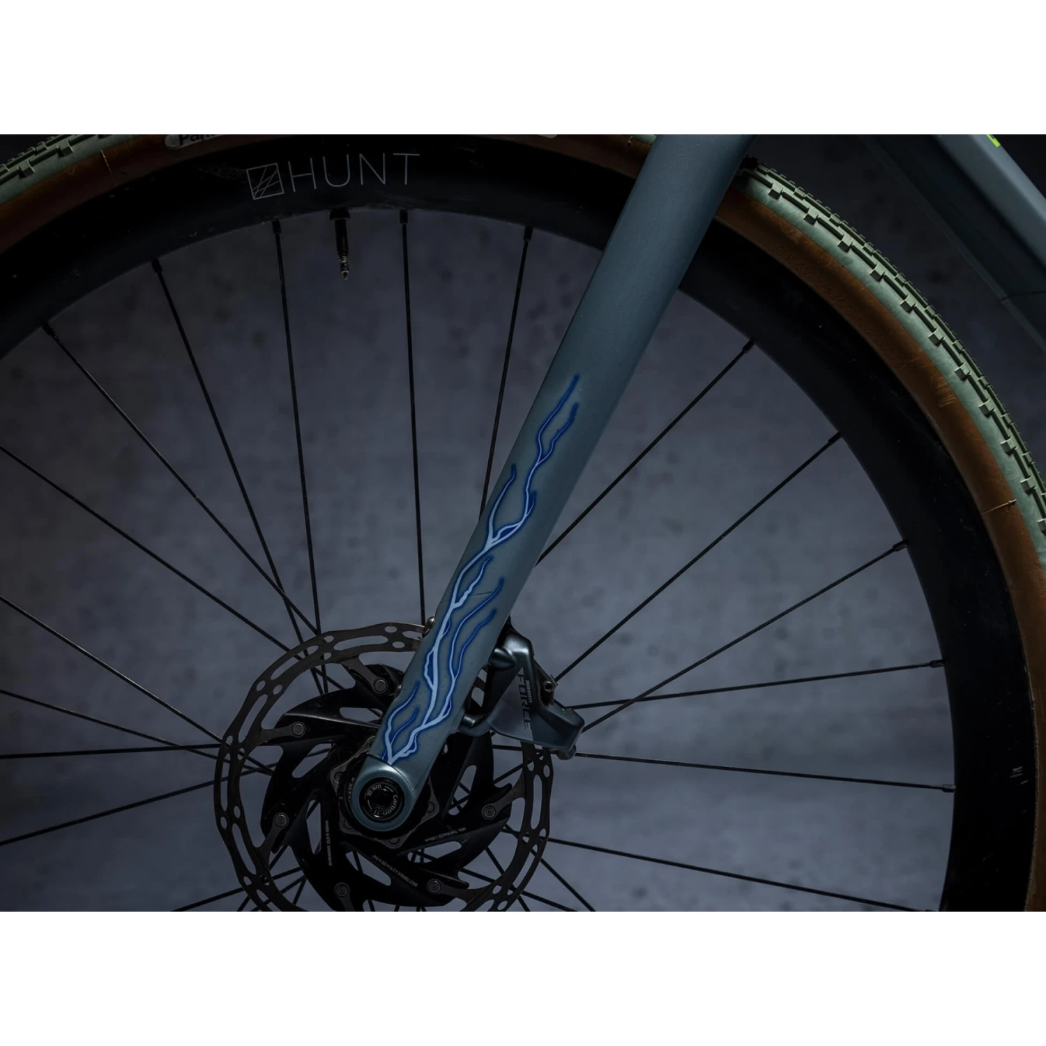 DYEDBRO Lightning Gravel Beschermfolie Voor Het Frame - Blue Matte 4 DYEDBRO Lightning Gravel Beschermfolie Voor Het Frame - Blue Matte - Afbeelding 4