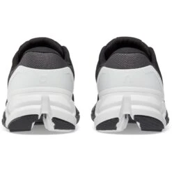 On Running On Cloudflyer 4 Dames Hardloopschoenen - Black & White 10 On Running On Cloudflyer 4 Dames Hardloopschoenen - Black & White -Sportserie Winkel on cloudflyer 4 women running shoe black white 5 1324029