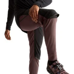 On Running Pants Hardloopbroek - Grape & Zwart 11 On Running Pants Hardloopbroek - Grape & Zwart -Sportserie Winkel on running pants grape black 4 1568929